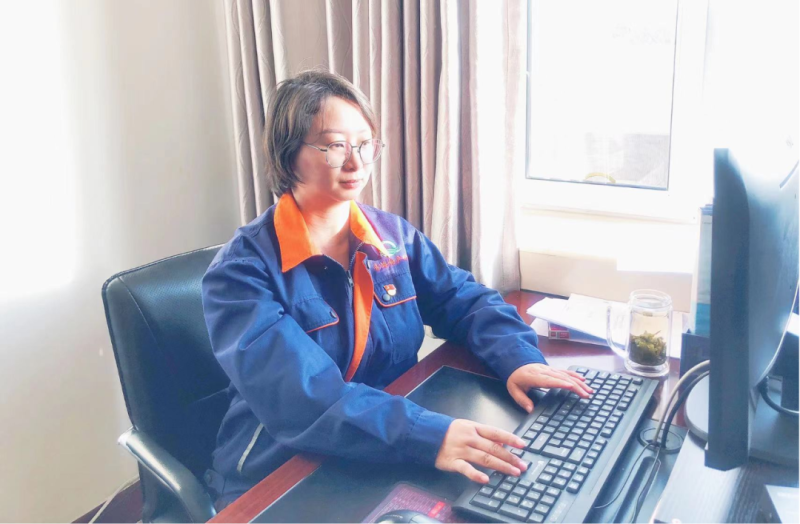 省物產(chǎn)集團(tuán)黨務(wù)工作者、先進(jìn)模范持續(xù)熱議黨的二十大精神（二）